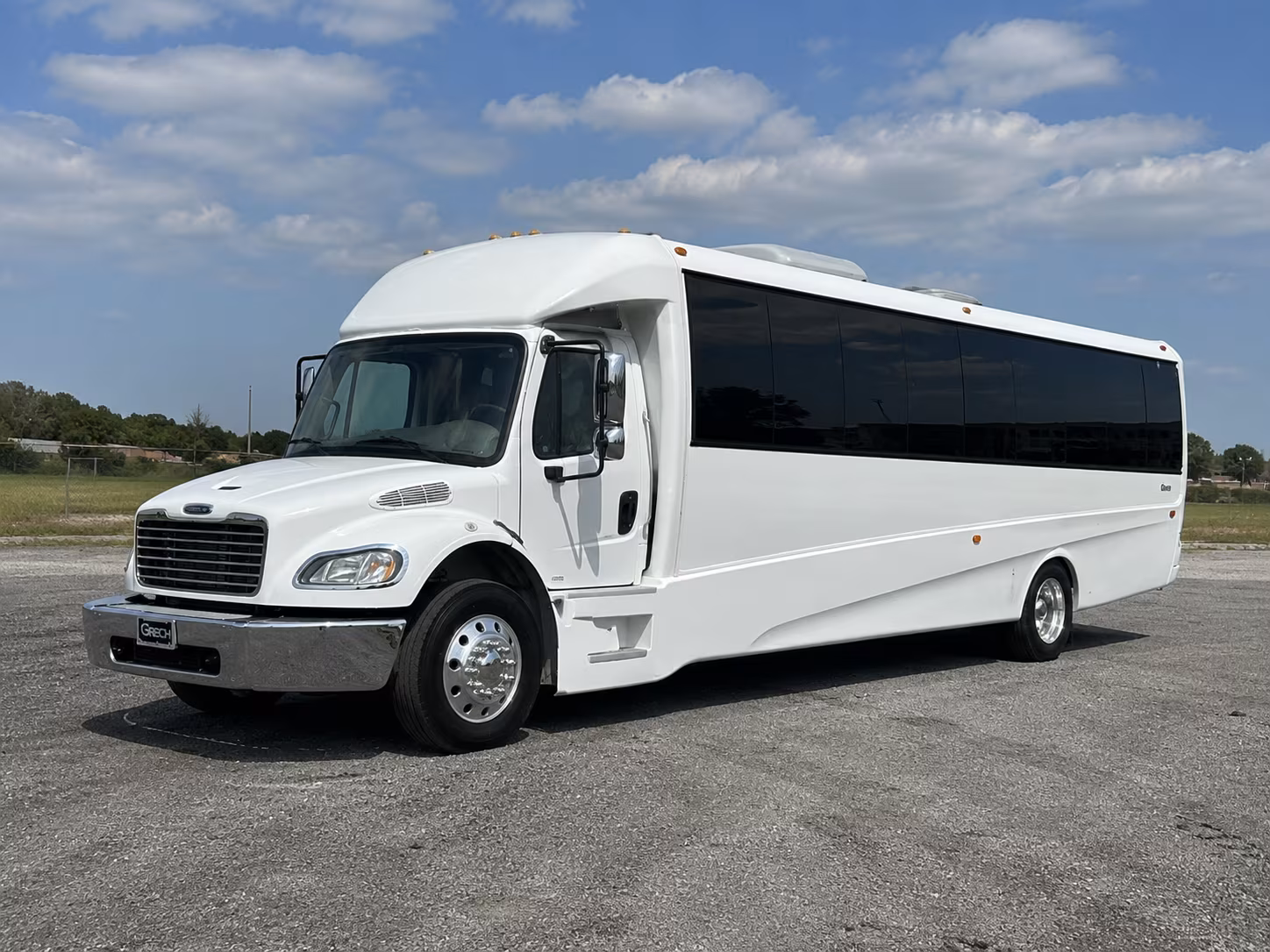 stamford 50 passenger party bus